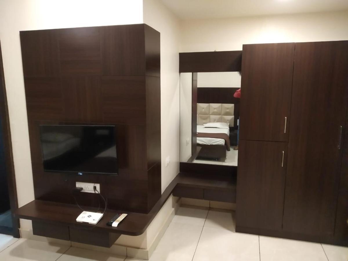 Hotel Kiran Мирадж Экстерьер фото